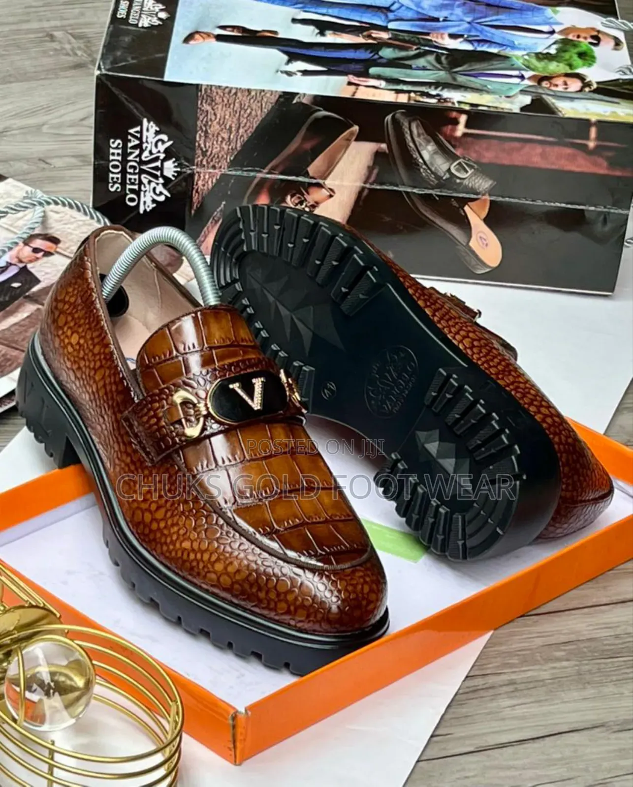 Command Attention With Vengelo — Sharp Style, Smooth Comfort