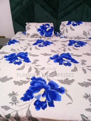 6 by 6 Bedsheet With 2 Pillowcases Available for Sale