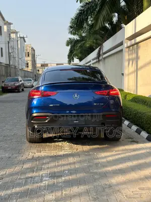 Mercedes-Benz GLE-Class 2021 Blue