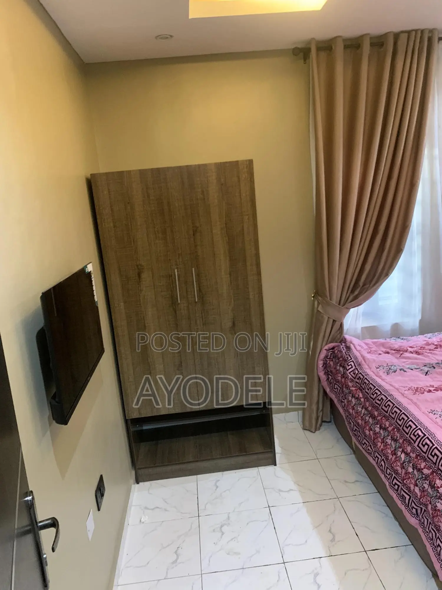 Service Appartment