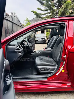 Toyota Camry XSE V6 FWD (3.5L 6cyl 8AM) 2018 Red
