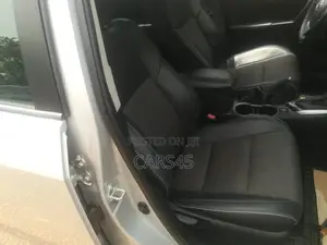 Toyota Corolla 2015 Silver