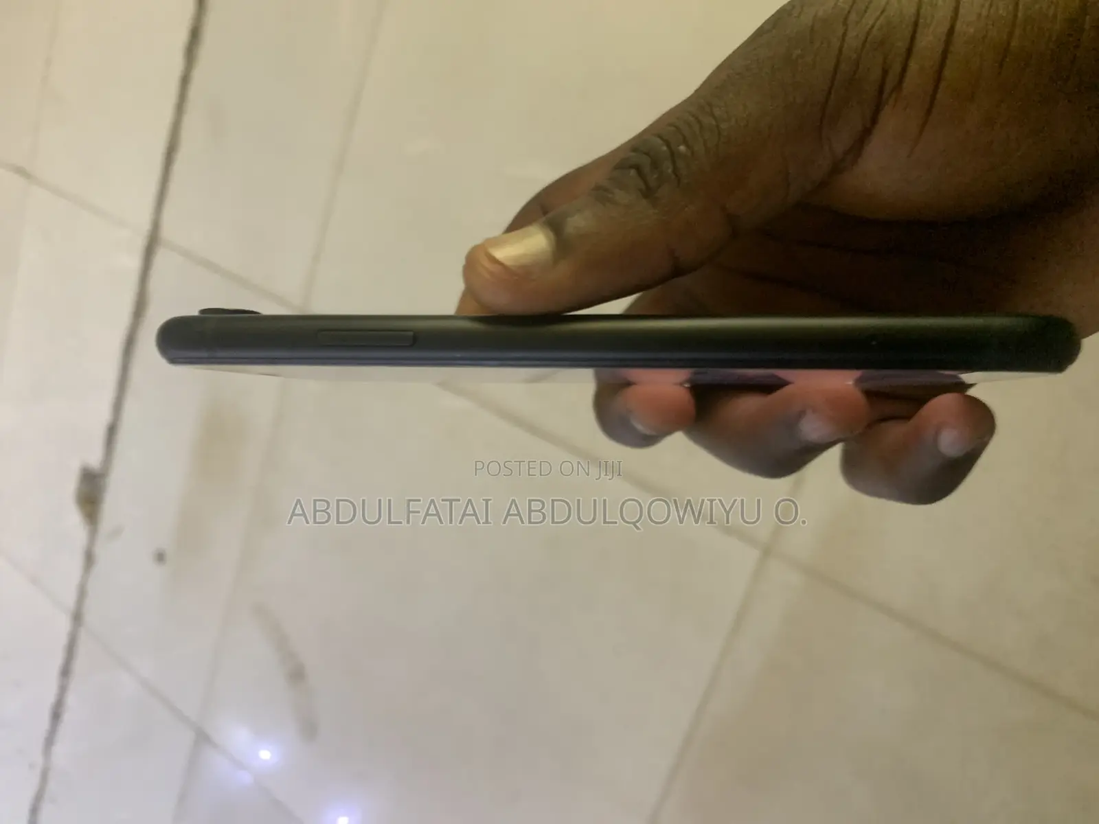 New Apple iPhone XR 64 GB Black