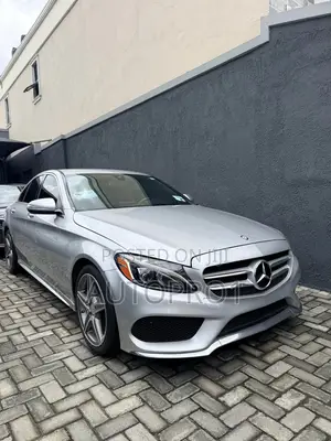Mercedes-Benz C300 Base AWD 4Matic Sedan (2.0L 4cyl 7A) 2015 Silver