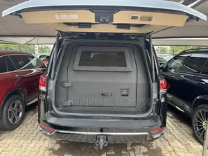 Toyota Land Cruiser 2023 Black