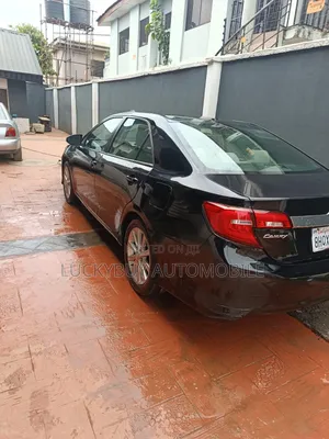 Toyota Camry XLE 4dr Sedan (2.5L 4cyl 6A) 2014 Black