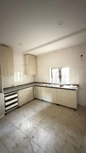 4bdrm Townhouse / Terrace in Wuse for rent
