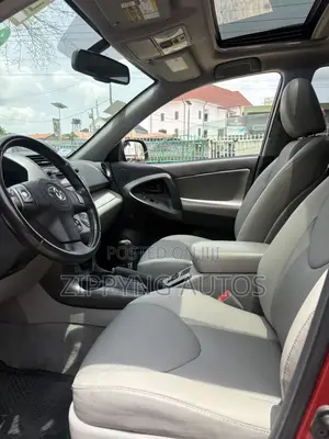 Toyota RAV4 3.5 Limited 4x4 2010 Red