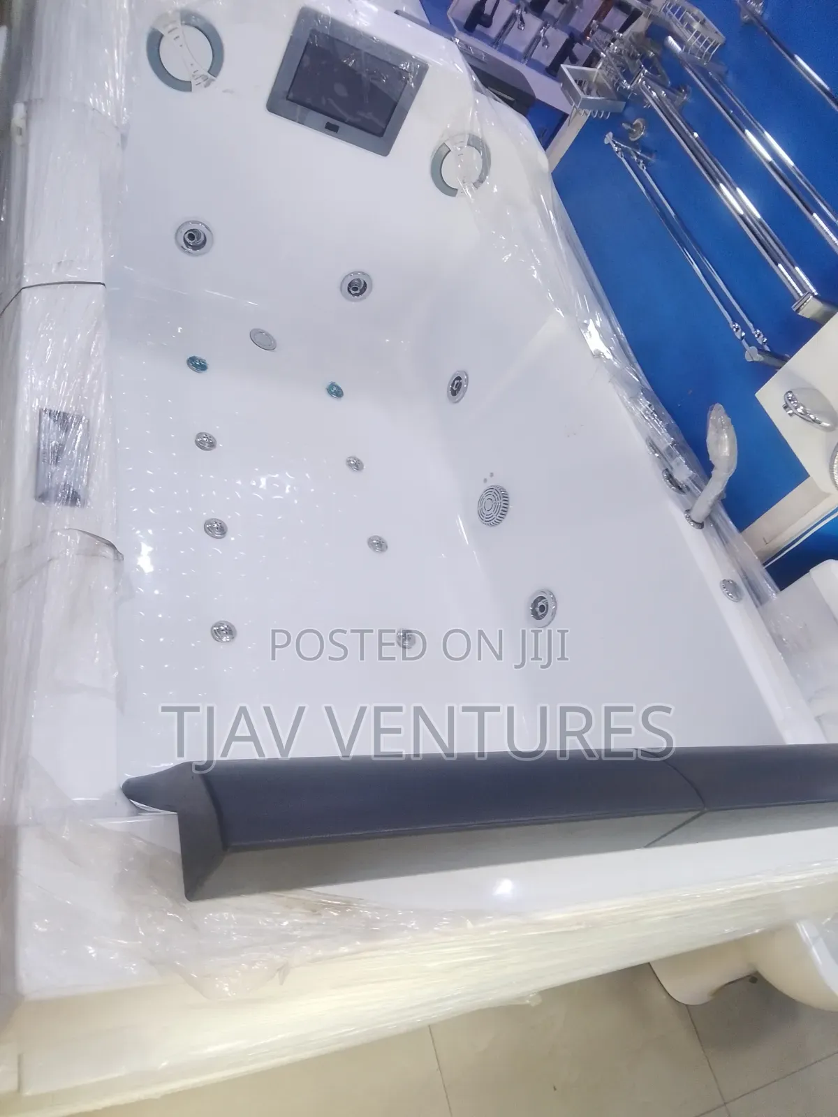 England Standard Executive Jacuzzi