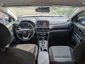 Hyundai Kona 2021 White