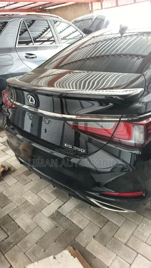 Lexus ES 350 F SPORT Handling FWD 2024 Black