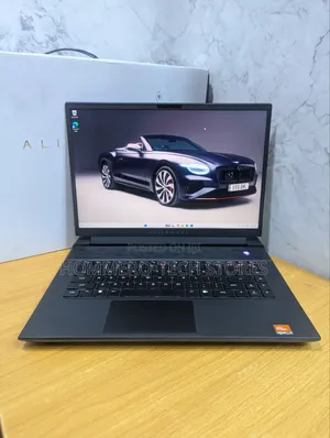 Laptop Alienware M16 R1 32GB AMD Ryzen 9 SSD 1T