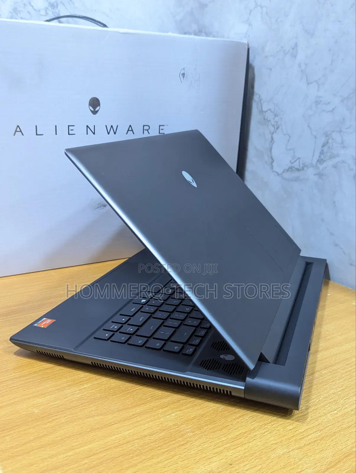 Laptop Alienware M16 R1 32GB AMD Ryzen 9 SSD 1T