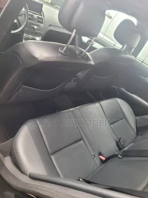Mercedes-Benz C300 Sport Sedan RWD (3.0L 6cyl 6M) 2009 Gray