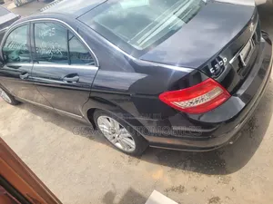 Mercedes-Benz C300 Sport Sedan RWD (3.0L 6cyl 6M) 2009 Gray