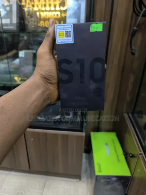 New Samsung Galaxy S10e 128 GB White