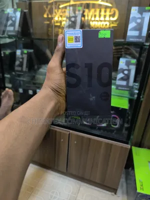New Samsung Galaxy S10e 128 GB White