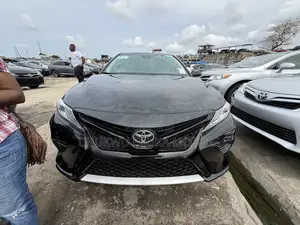 Toyota Camry XSE (2.5L 4cyl 8A) 2019 Black