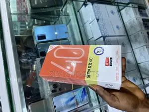 New Tecno Spark 40 256 GB Orange
