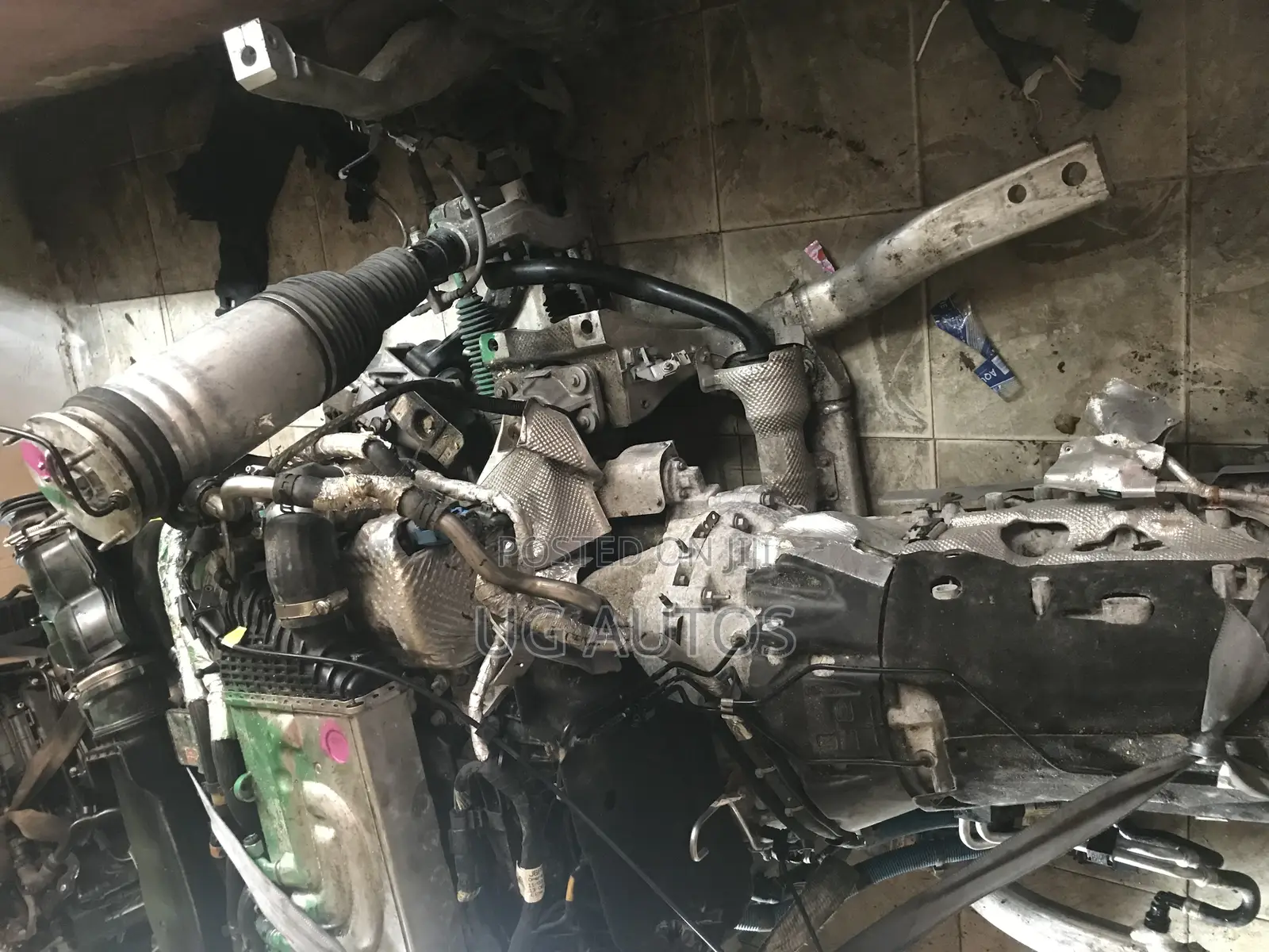 Complete Engine and Gearbox Range Rover 2023 (Straight 6 Engine)