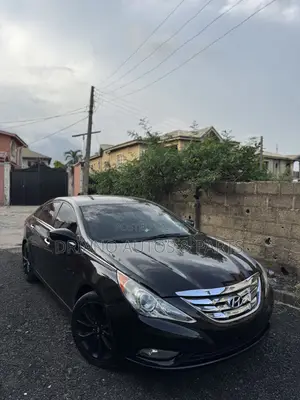 Hyundai Sonata SE Sedan FWD (2.4L 4cyl 6A) 2011 Black