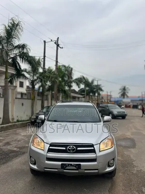 Toyota RAV4 2.5 Limited 2010 Silver