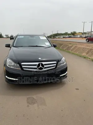 Mercedes-Benz C300 Luxury 4Matic Sedan AWD (3.0L 6cyl 7A) 2012 Black