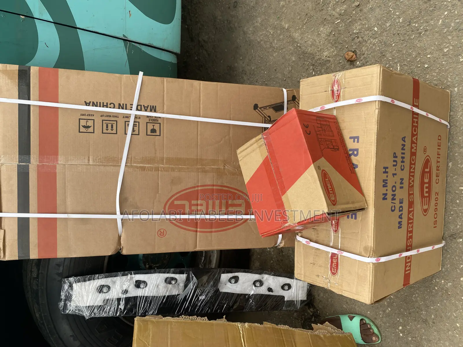 Emel Industrial Sewing Machine