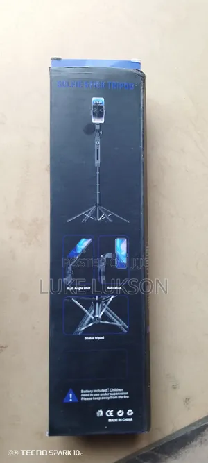Stable Selfie Stick Quadrupod