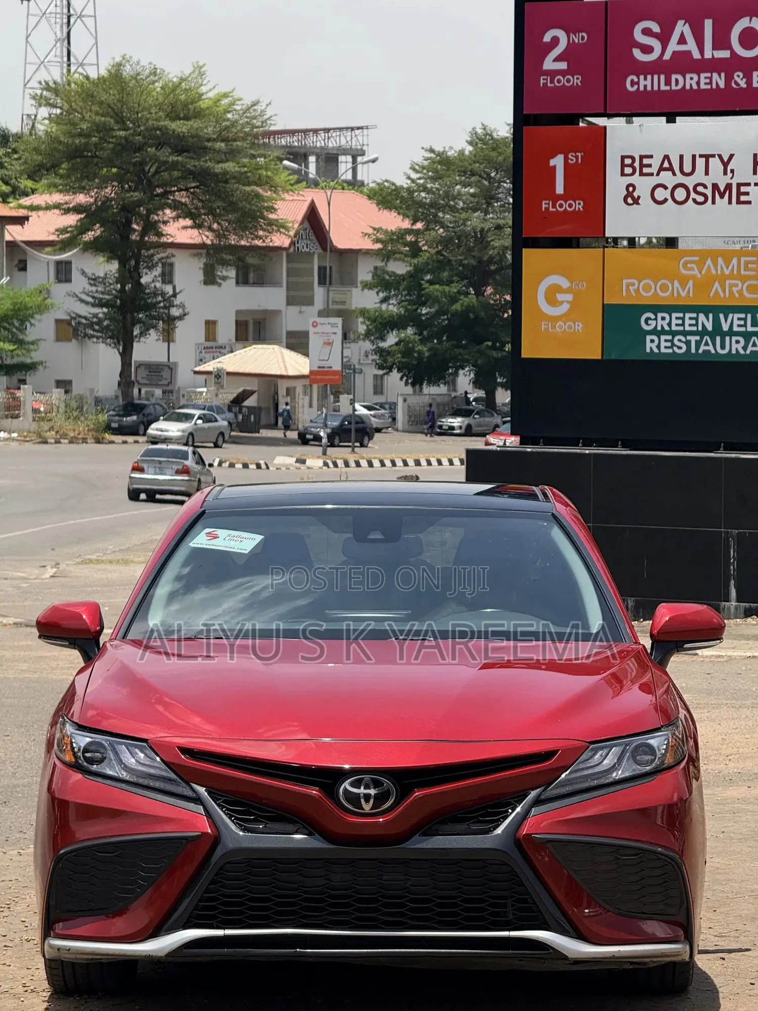 Toyota Camry XSE 2021 Red