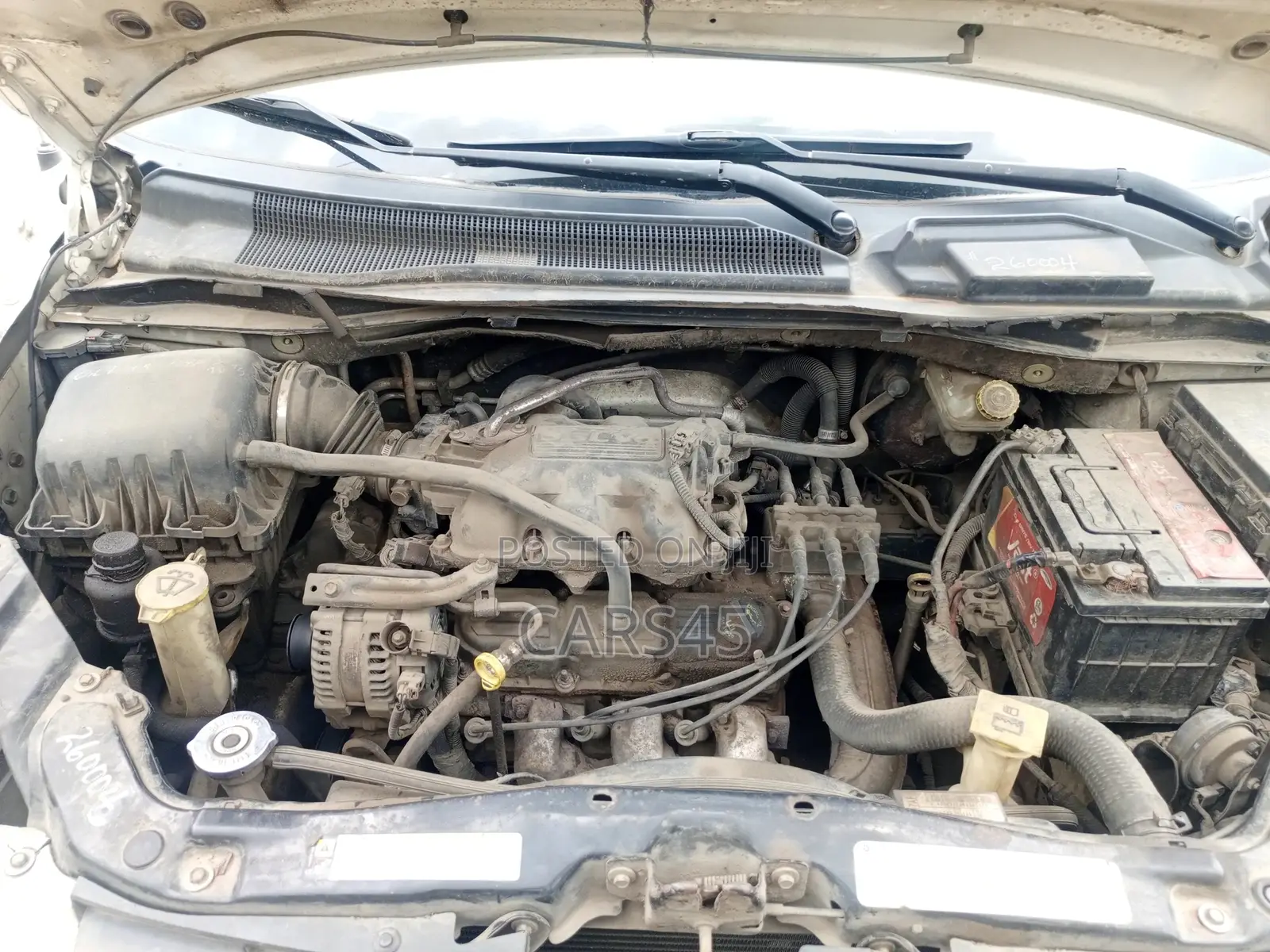 Dodge Caravan 2010 White