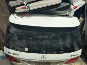 Mercedes Benz Boot Ml 166