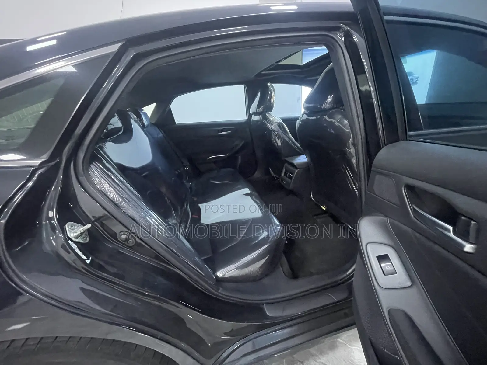 Toyota Avalon Limited 2020 Black