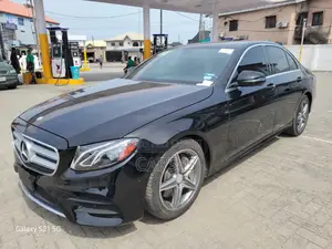 Mercedes-Benz E300 2017 Black