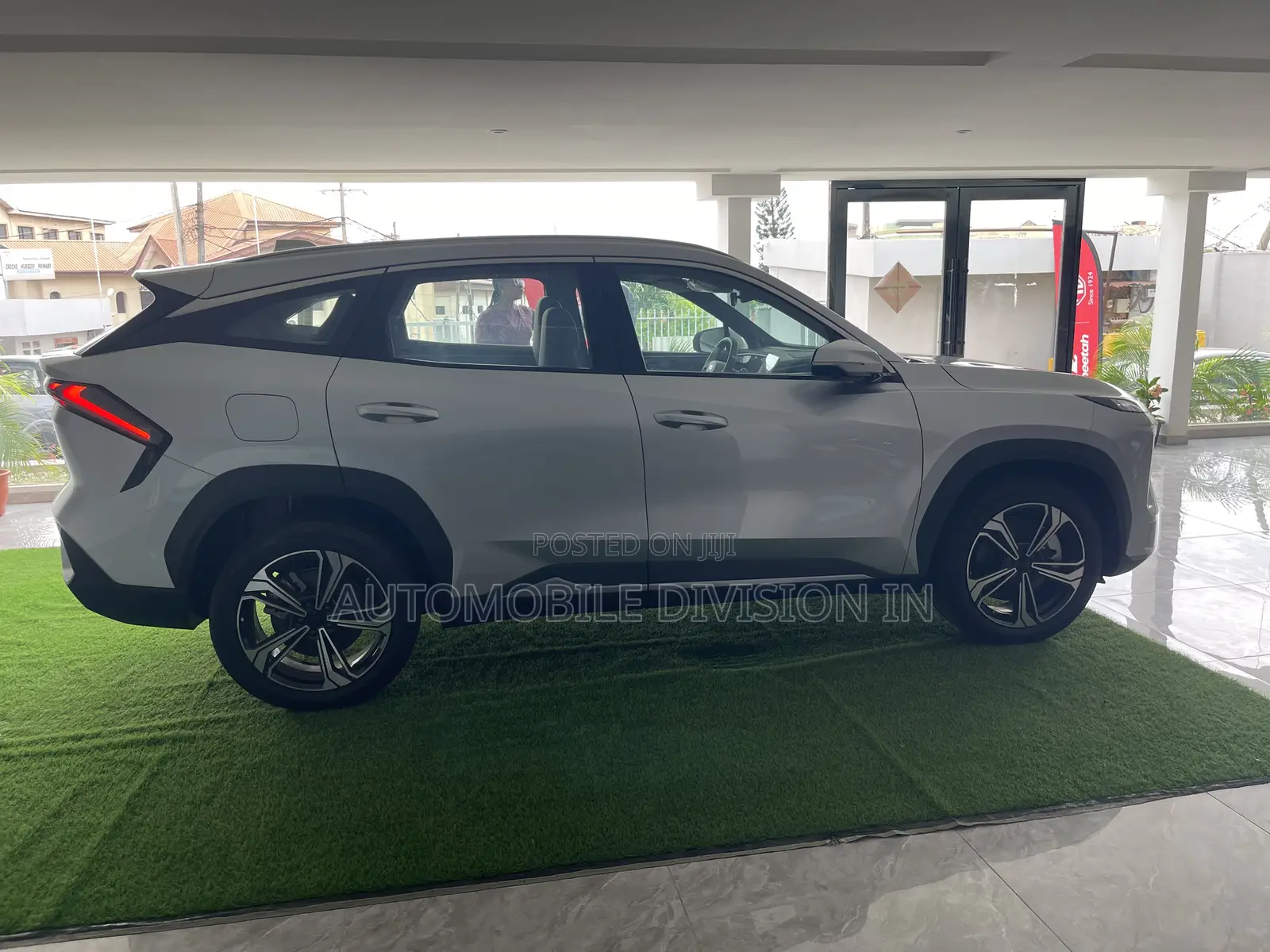 New Geely Galaxy L7 2025 Silver