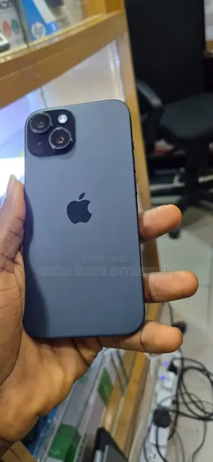 Apple iPhone 15 128 GB Gray