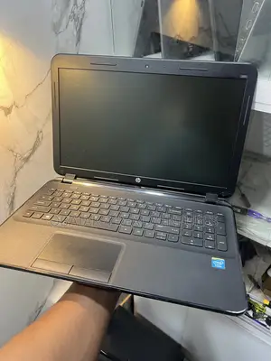 Laptop HP 250 G3 8GB Intel Pentium HDD 250GB