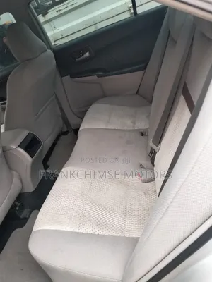 Toyota Camry LE 4dr Sedan (2.5L 4cyl 6A) 2013 Silver