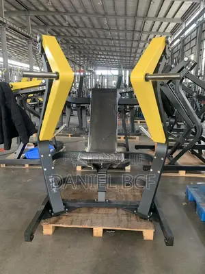 Plate-Loaded Iso-Lateral Chest Press Machine.