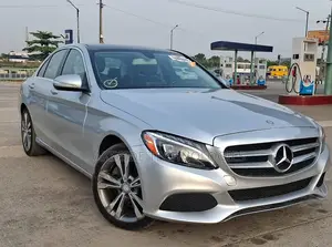 Mercedes-Benz C300 2016 Silver