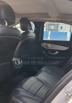 Mercedes-Benz C300 2016 Silver
