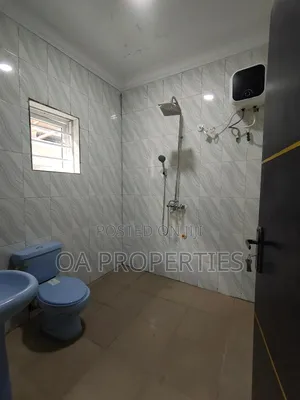 2bdrm Block of Flats in Isokan Estate Akobo for rent