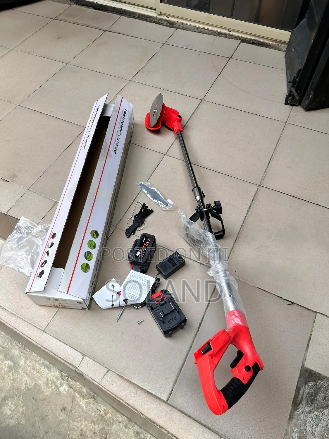 Battery Grass Cutting Machine