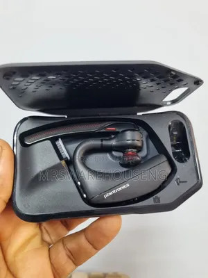Plantronics - Voyager 5200 Uc