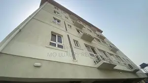 2bdrm Apartment in Lekki Phase 1 for rent