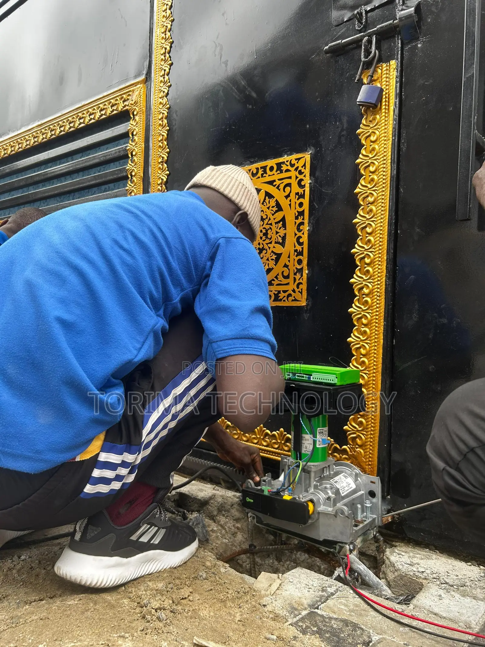 Automatic Slide Gate Installation