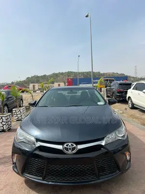 Toyota Camry SE 4dr Sedan (2.5L 4cyl 6A) 2016 Black