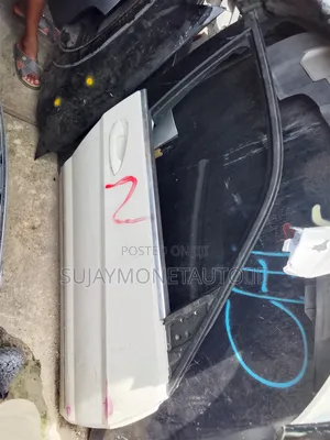 Mercedes Benz 204 GLK Drive Right Side