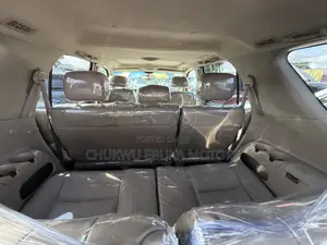 Toyota Sequoia Limited 4dr SUV 4WD (4.7L 8cyl 4A) 2004 Green