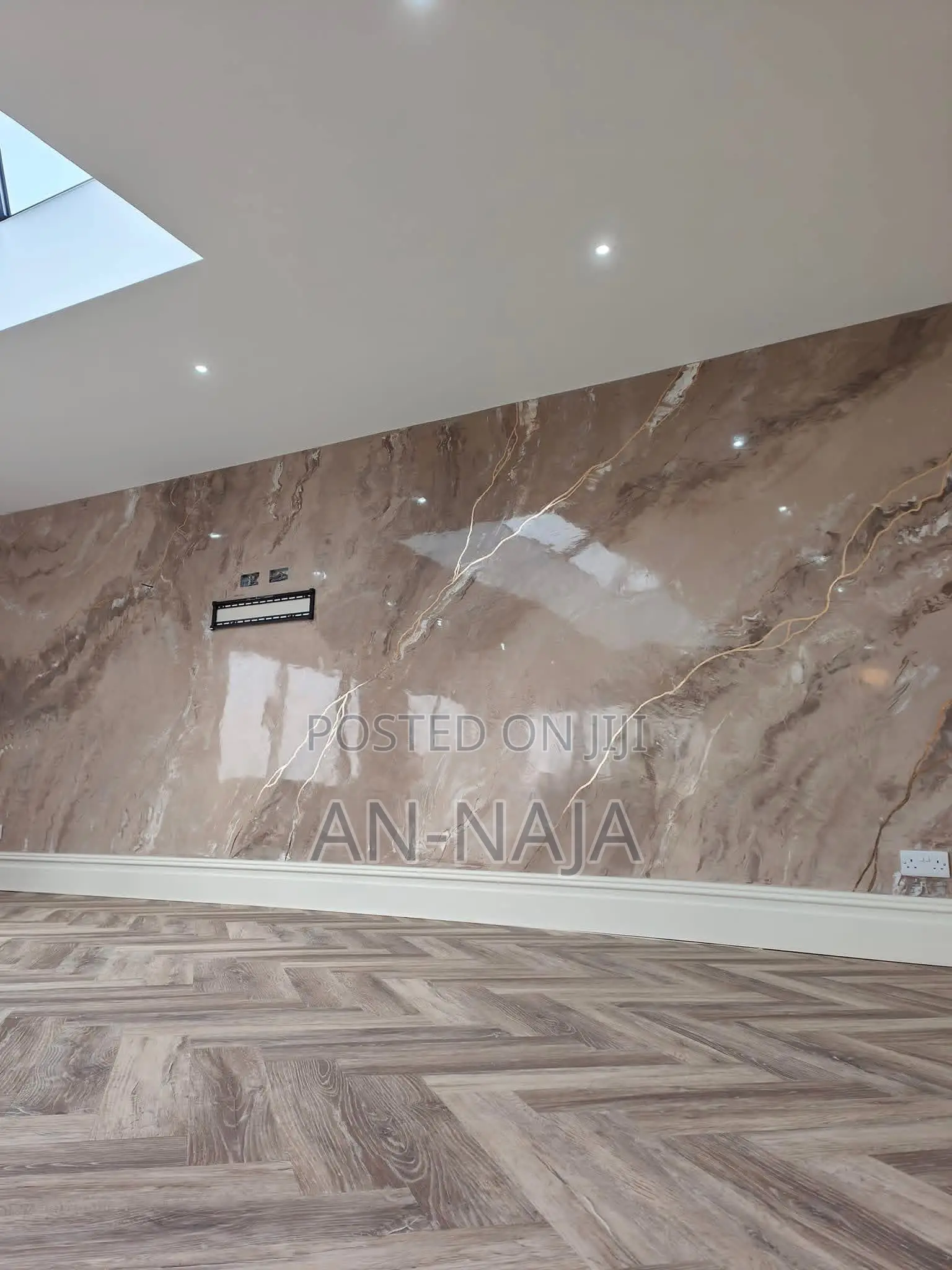 Stucco Paint Screeding Travatino Gravitex Tyrosine Mabel Trowel .t.c